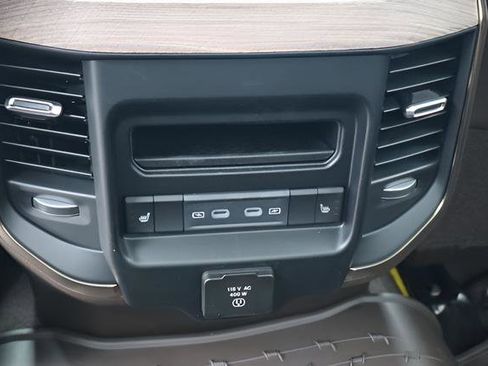 New 2026 RAM 3500 Limited AWD/4WD image 14