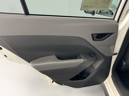 Used 2024 Subaru Crosstrek 2.0i Premium image 27