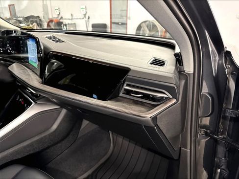 Certified 2025 Audi Q5 Premium w/ Premium Plus AWD/4WD image 17