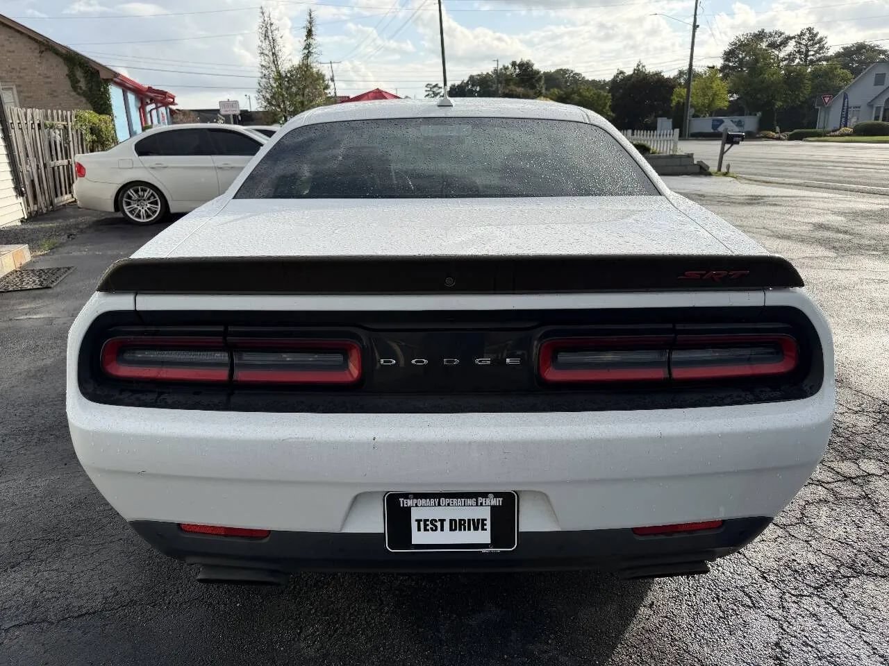 Used 2016 Dodge Challenger SRT Hellcat RWD image 9