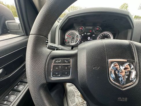 Used 2019 RAM 1500 Express w/ Wheel & Sound Group AWD/4WD image 18