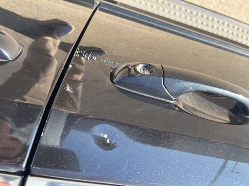 Used 2017 Dodge Grand Caravan SXT image 8