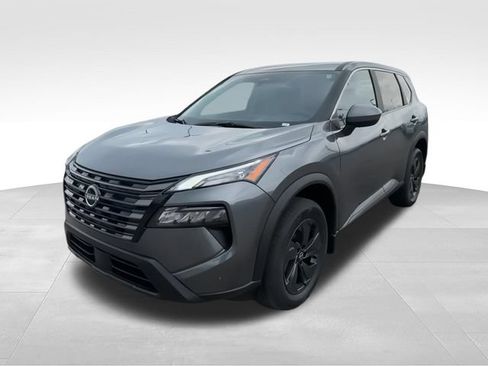 New 2026 Nissan Rogue SV w/ Cold Weather Package AWD/4WD image 4