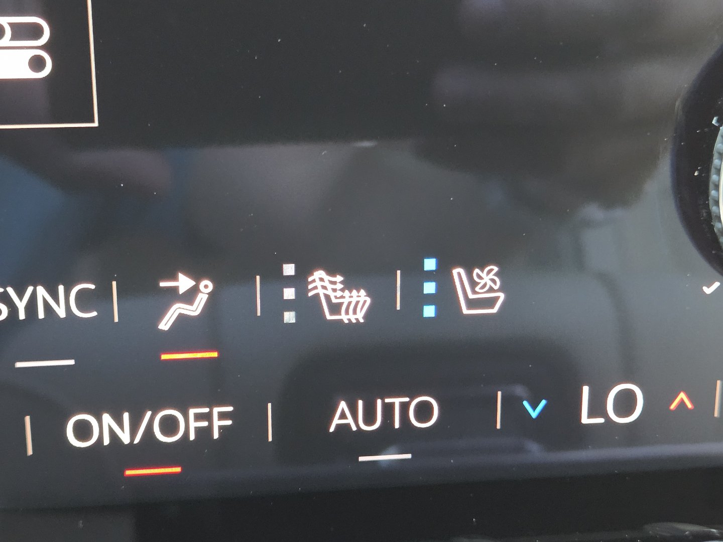 New 2026 GMC Yukon Denali w/ Denali Reserve Package AWD/4WD image 8