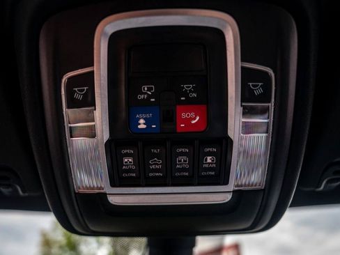 Used 2022 RAM 1500 Big Horn AWD/4WD image 33