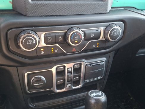 Used 2018 Jeep Wrangler Unlimited Sport S image 15