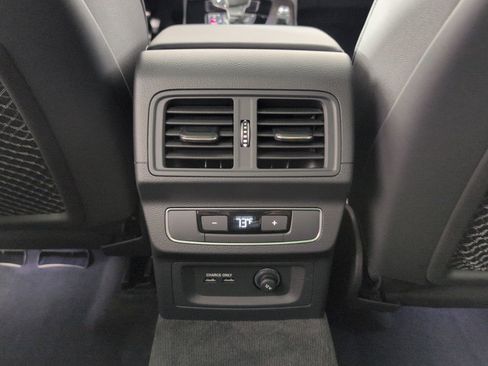 Certified 2025 Audi Q5 2.0T Premium Plus w/ Premium Plus Package image 21