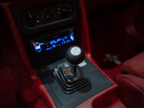 Used 1990 Ford Mustang GT RWD image 18