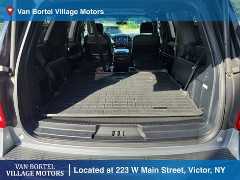 Used 2021 Ford Expedition XLT AWD/4WD image 32
