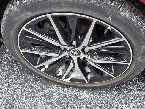 Used 2023 Toyota Camry SE image 23