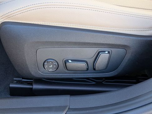 New 2026 BMW 330i xDrive Sedan w/ M Sport Package image 15