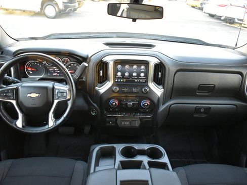 Used 2019 Chevrolet Silverado 1500 LT w/ All-Star Edition image 11