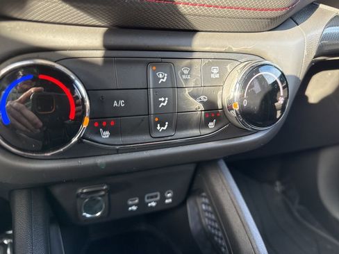 Used 2023 Chevrolet TrailBlazer RS image 20