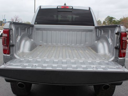 Used 2019 RAM 1500 Laramie w/ Off Road Group image 8