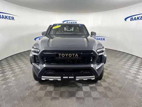 Used 2024 Toyota Tacoma Trailhunter AWD/4WD image 3