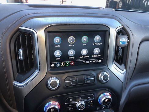 Used 2022 GMC Sierra 3500 Denali w/ Denali Ultimate Package image 12