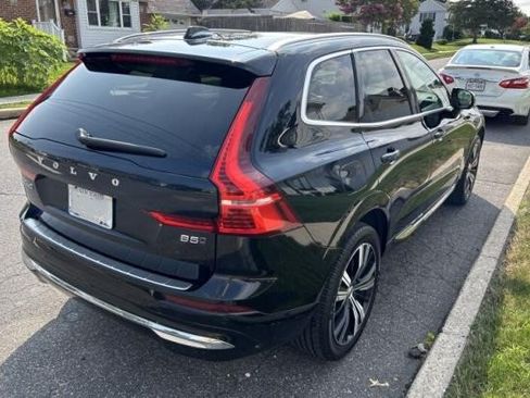 Used 2023 Volvo XC60 B5 Plus AWD/4WD image 7