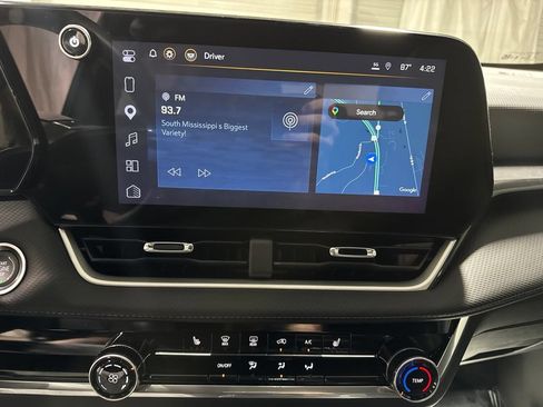 Used 2025 Chevrolet Equinox LT FWD image 23