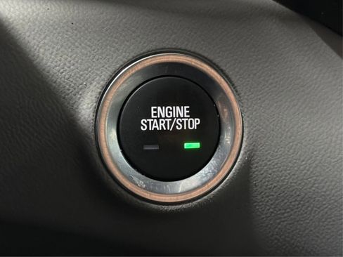 Used 2021 GMC Terrain SLT image 24