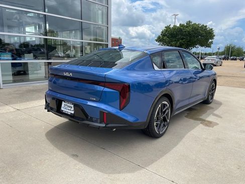 New 2026 Kia K4 GT-Line FWD image 5