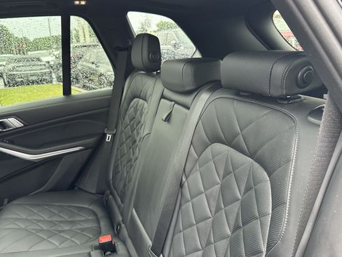 Certified 2025 BMW X5 xDrive50e w/ M Sport Package AWD/4WD image 33