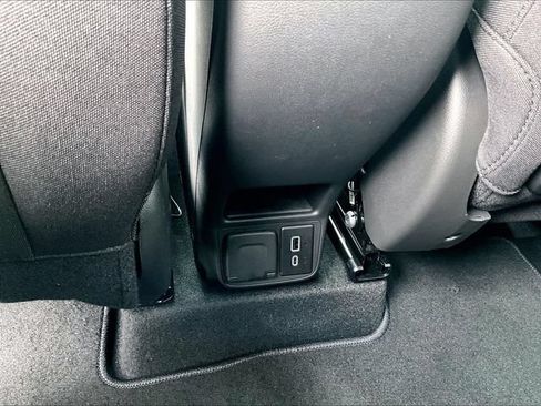 New 2026 Chevrolet TrailBlazer LT w/ Convenience Package FWD image 17