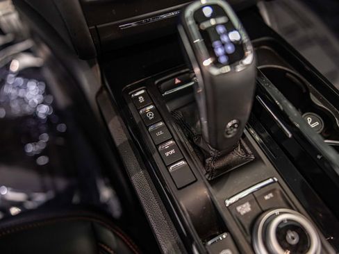 Used 2021 Maserati Ghibli RWD image 31