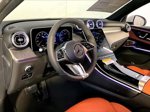 New 2026 Mercedes-Benz GLC 300 4MATIC image 9
