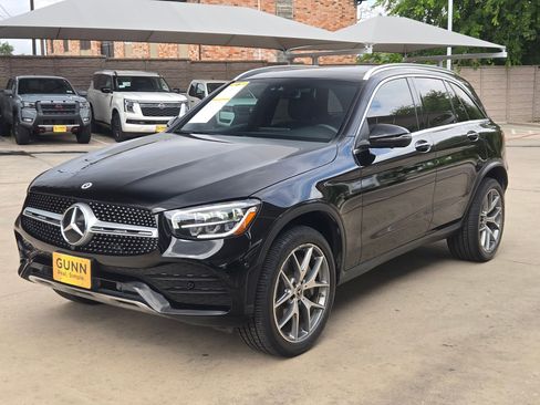 Used 2022 Mercedes-Benz GLC 300 4MATIC image 7