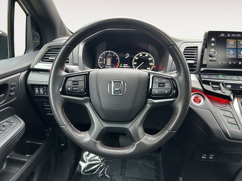Used 2025 Honda Odyssey Sport-L image 14