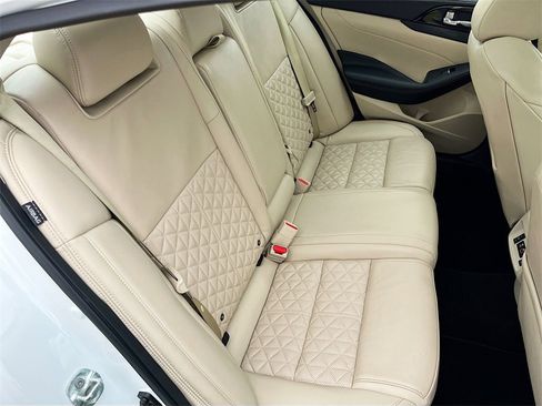 Used 2022 Nissan Maxima Platinum w/ Sport Mat Group image 28