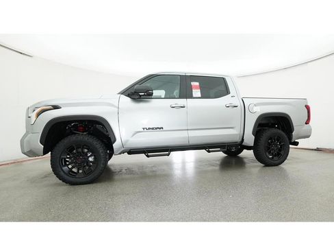 New 2025 Toyota Tundra SR5 AWD/4WD image 19