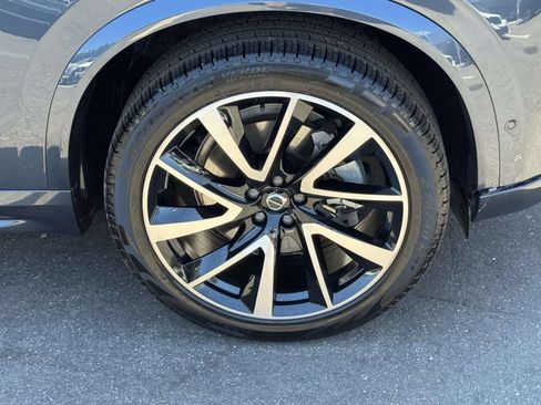 Certified 2024 Volvo XC90 B6 Plus w/ Protection Package Premier AWD/4WD image 6
