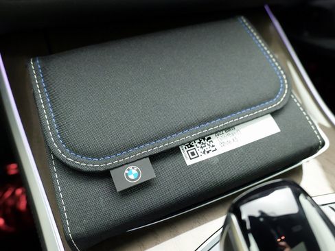 Used 2022 BMW X5 xDrive40i w/ Parking Assistance Package image 60