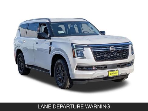 Used 2026 Nissan Armada SV RWD image 2