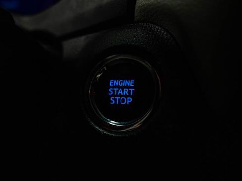 Used 2019 Toyota RAV4 Limited w/ Carpet Mat Package FWD image 19