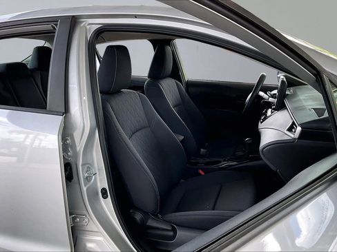 Used 2023 Toyota Corolla LE FWD image 25