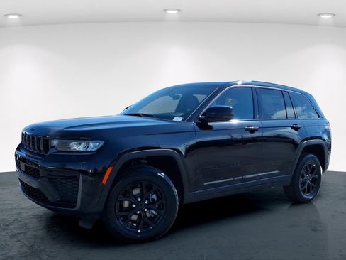 New 2026 Jeep Grand Cherokee 4WD image 2