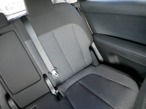 Used 2025 Hyundai Ioniq 5 SE image 14