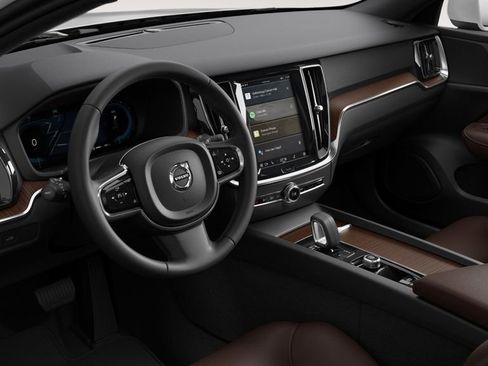 Certified 2025 Volvo V60 B5 Cross Country Plus AWD/4WD image 6