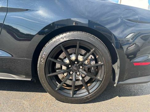 Used 2016 Ford Mustang Shelby GT350 w/ Technology Package RWD image 4
