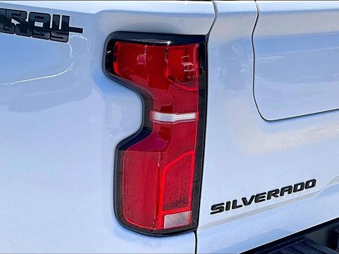 Used 2025 Chevrolet Silverado 2500 LT w/ Trail Boss Package AWD/4WD image 31