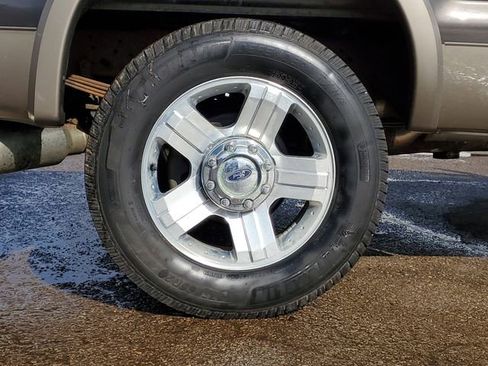 Used 2006 Ford F250 Lariat image 5