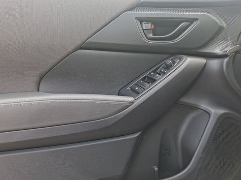 Certified 2024 Subaru Crosstrek 2.0i Premium w/ Crosstrek Mirror Package AWD/4WD image 12