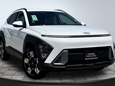Used 2024 Hyundai Kona SEL AWD/4WD image 4