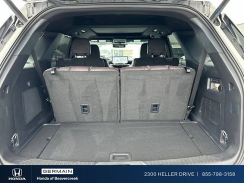 Used 2025 Ford Explorer Platinum w/ Ultimate Package AWD/4WD image 27