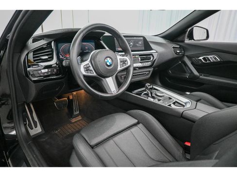 Used 2020 BMW Z4 sDrive30i w/ Premium Package image 25