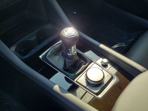 New 2026 MAZDA MAZDA3 2.5 S Hatchback w/ Premium Pkg image 11