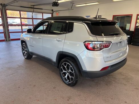 New 2026 Jeep Compass Limited image 24