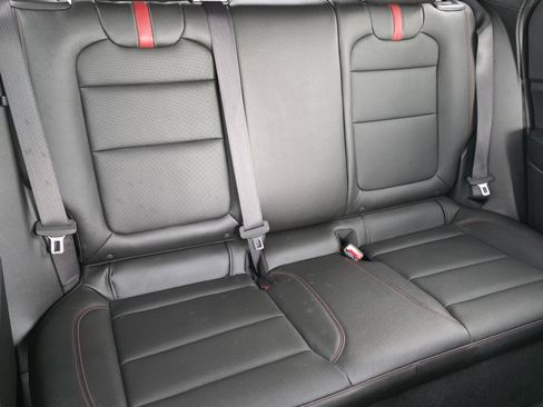 Used 2026 Chevrolet Trax RS w/ Sunroof Package FWD image 18